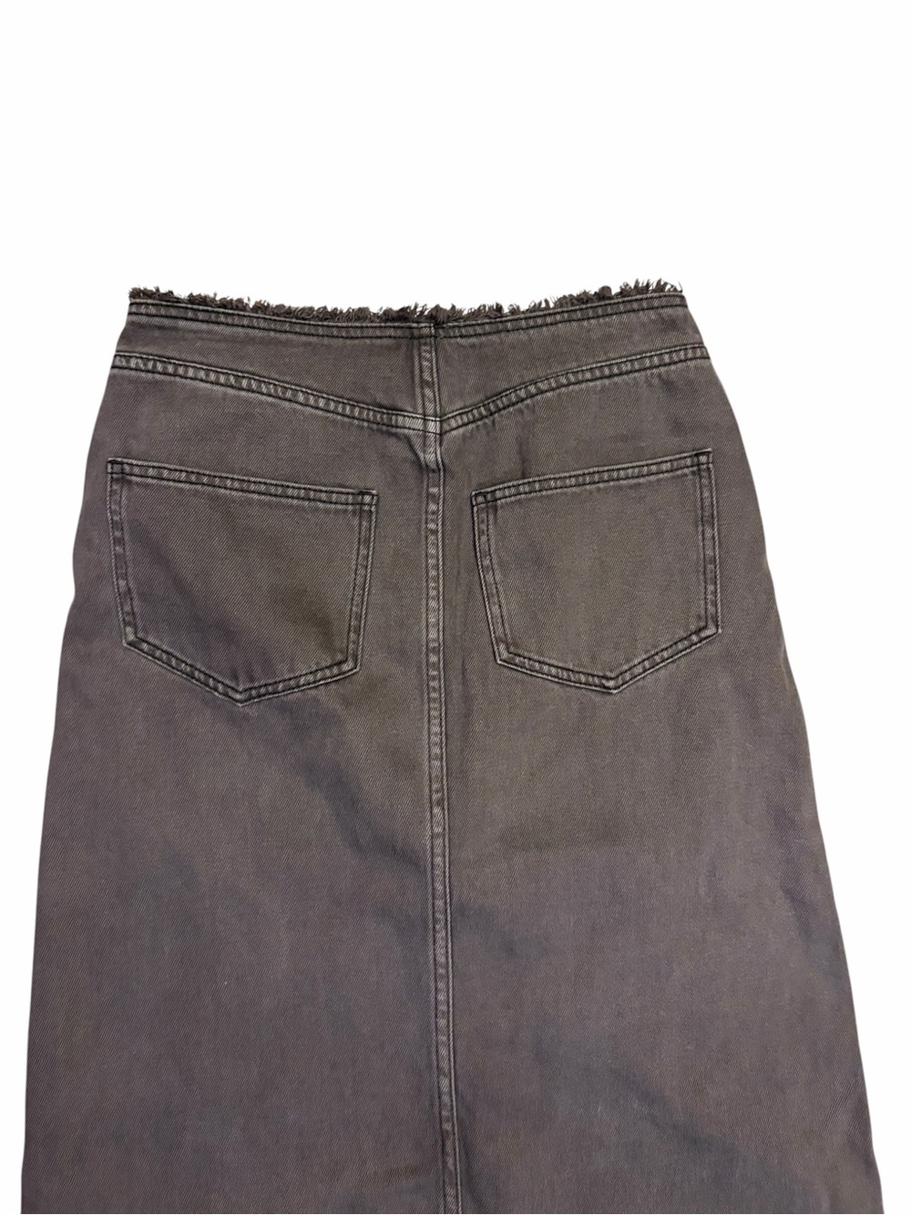 MIOU MUSE washed denim maxi skirt in gray . Frayed hem and waist - Picture 4 of 6